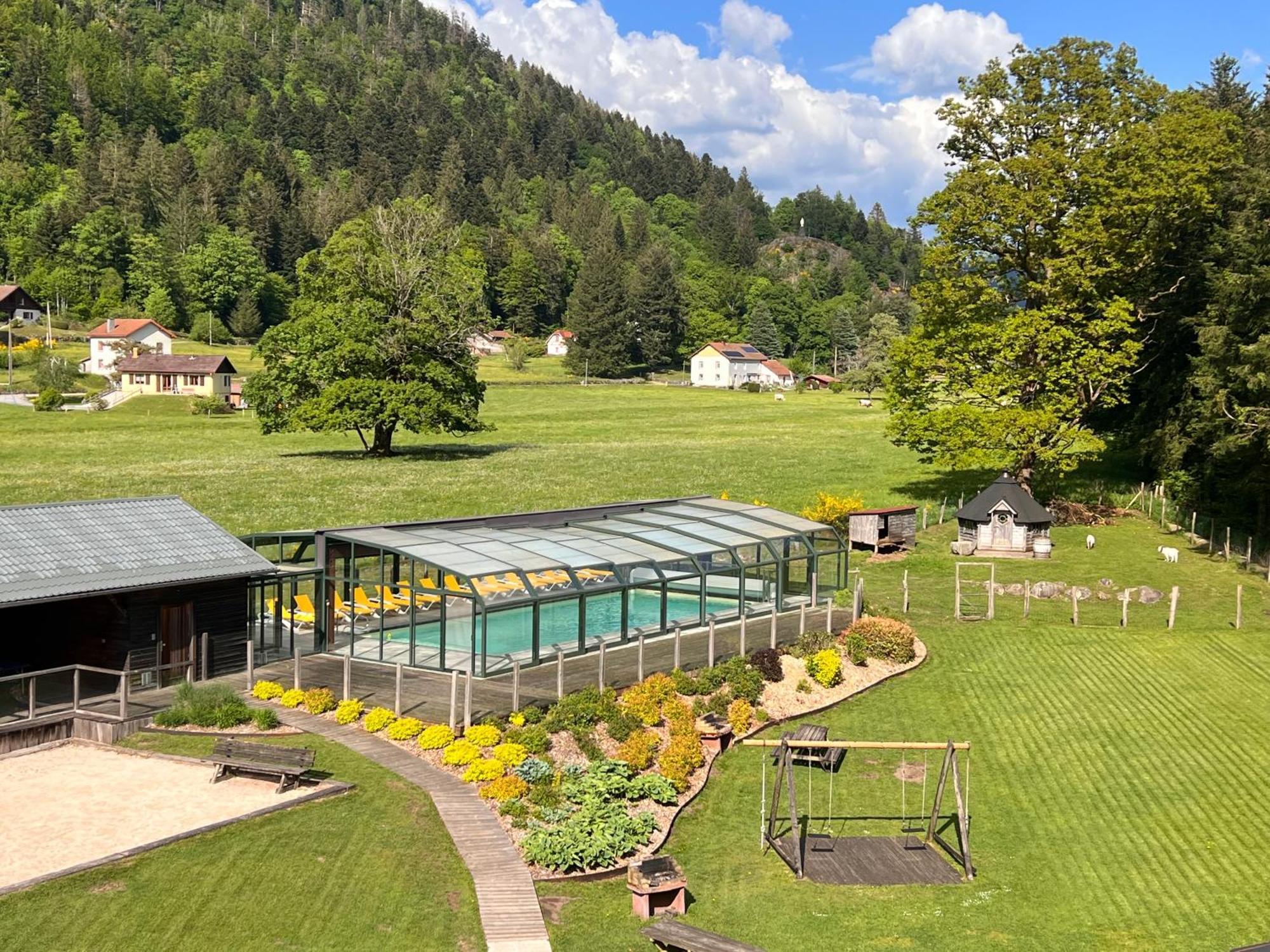 Gite Roche Des Ducs Avec Piscine Toute L'Annee, Spa, Sauna, Hammam Rochesson Exterior foto